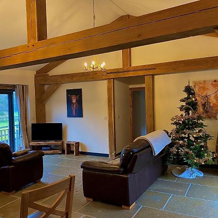 Trelaske Mill Cider Barn-With Hot Tub, Fire Pit Bbq Lewannick Екстер'єр фото